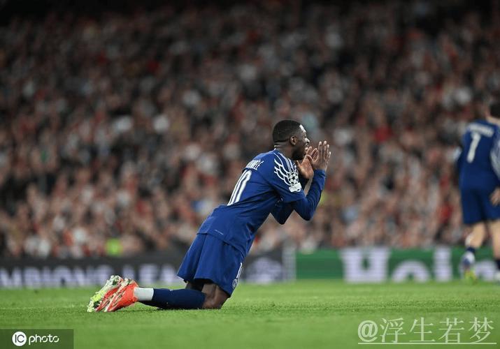 欧冠-登贝莱早早建功梅里诺球遭取消 阿森纳0-1负于巴黎