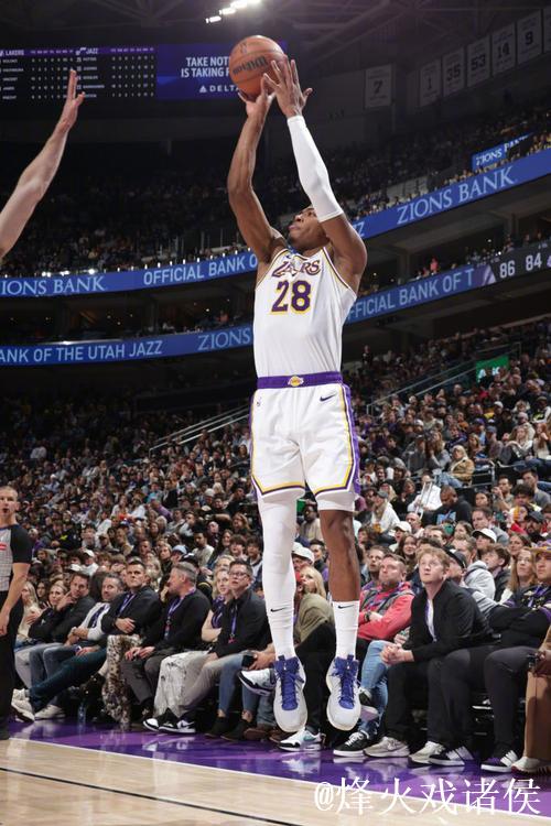 浓眉33+11詹皇27+14 湖人险胜爵士重返西部第五